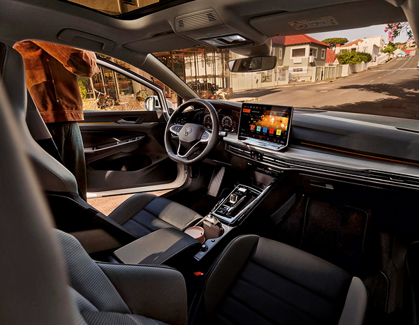 Innenansicht im neuen Golf Variant