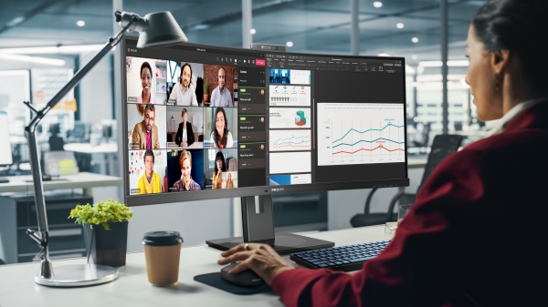 Office Environment Using Monitor
